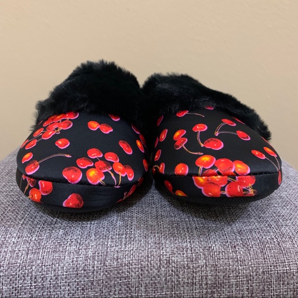Victoria's Secret Black & Red Cherry Satin Slippers Size 9/10 Large - Picture 6 of 12